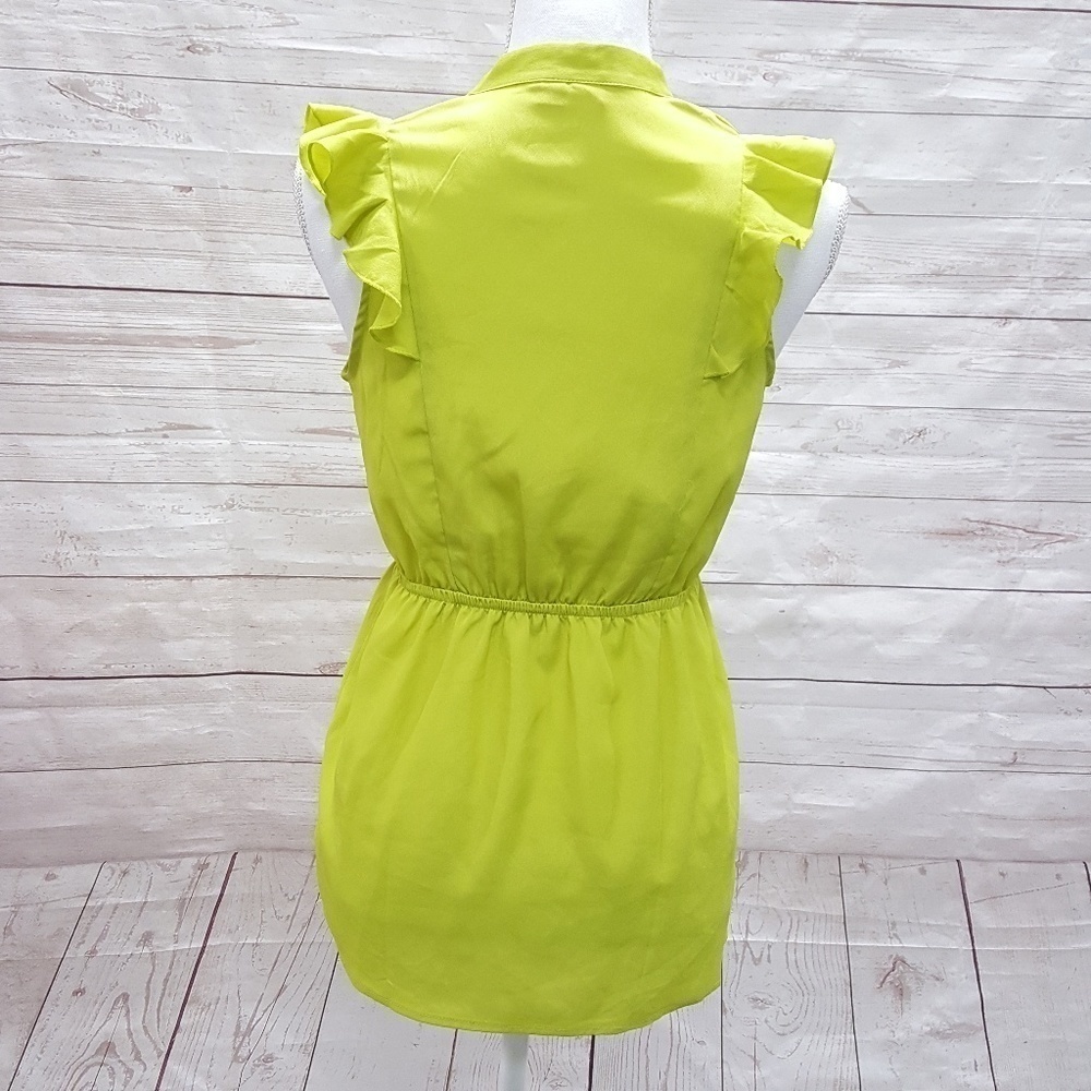 Prevett Ruffle Green Top Size Small - Picture 2 of 4